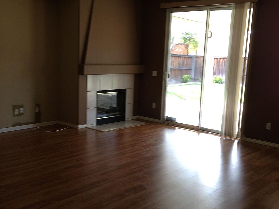 1st image of 25265 Stepping Stone Cir
