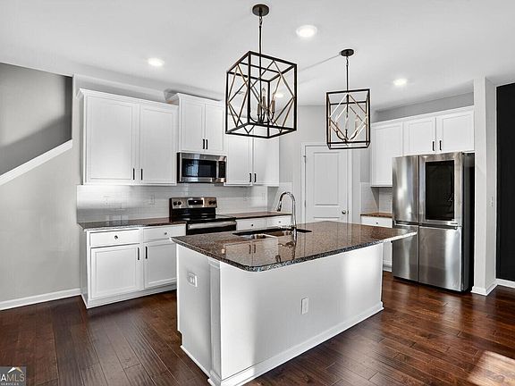 5th image of 1553 Spring Hollow Way