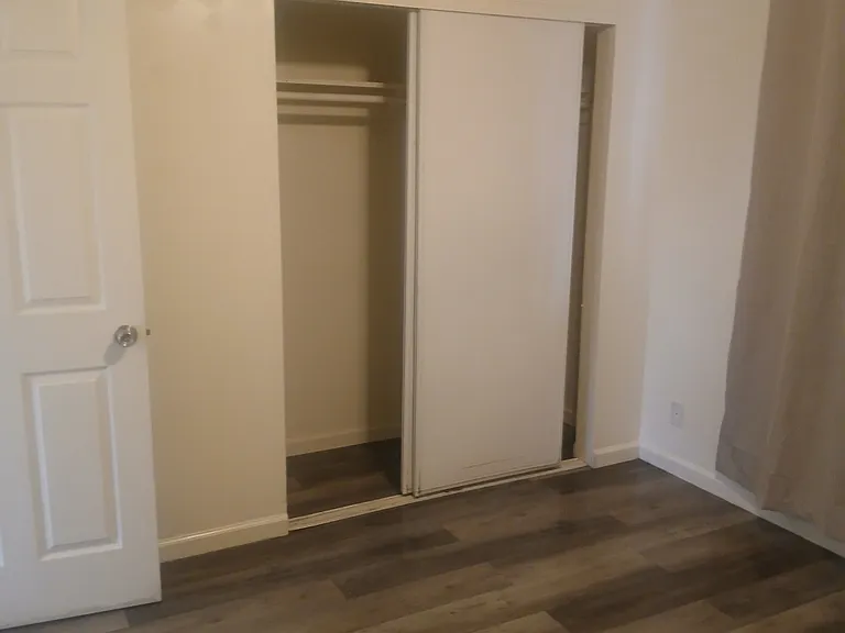 1556 Valle Vista Ave — Photo 9