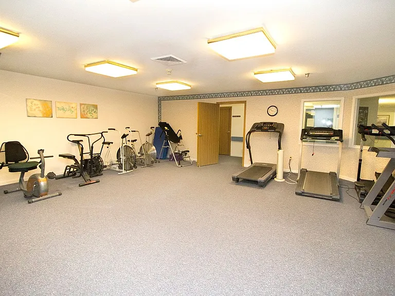 Meadows of Auburn Hills Senior Community — Photo 14