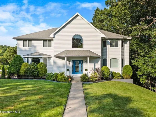 28 Ridgeview Dr, Scranton, PA 18504