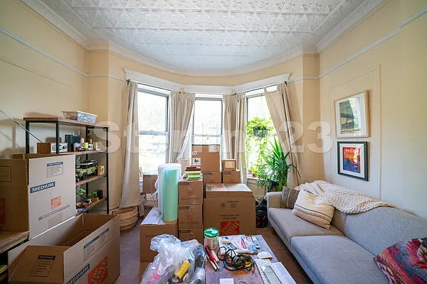 Rented by Sterling Realty Solution Inc | media 11