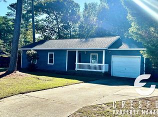 9390 Gooden Dr, Fayetteville, NC 28314