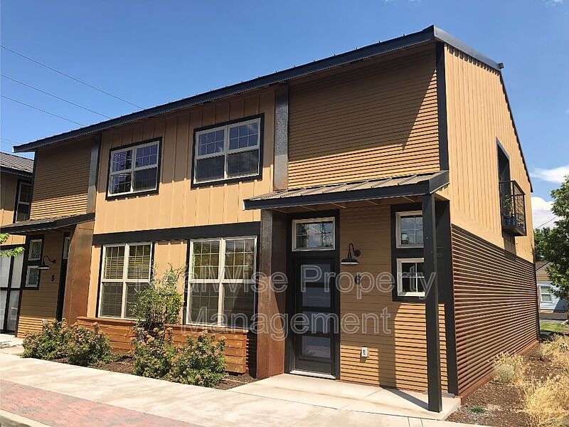 1st image of 738 W Antler Ave APT 6