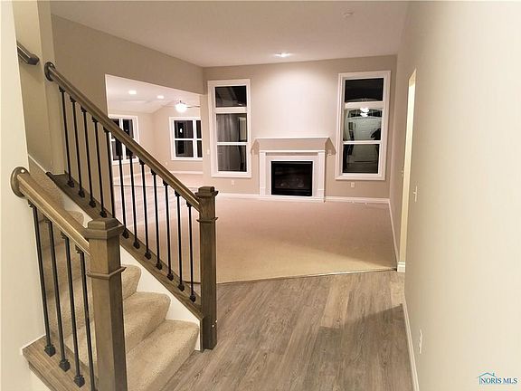 2nd image of 15823 River View Pl