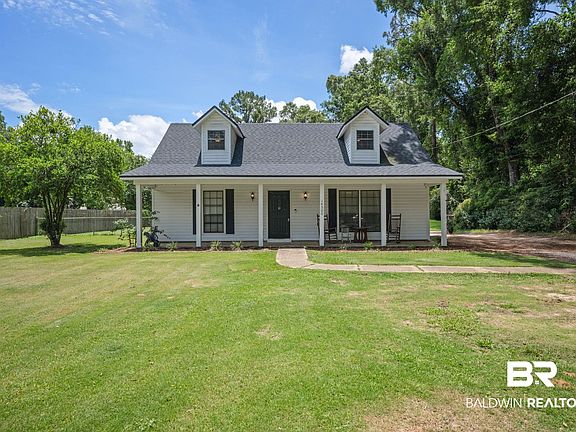 2nd image of 14500 Dogwood Ln