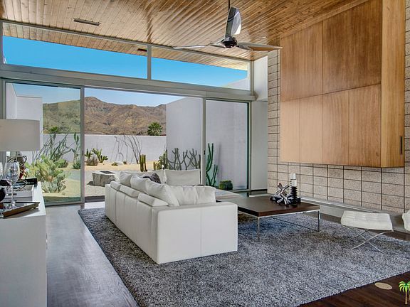 4th image of 3218 Las Brisas Way