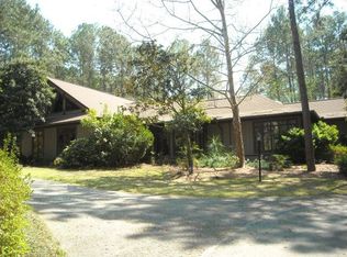 2439 Burbank St, Dothan, AL 36303