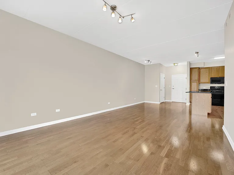 5036 W Pensacola Ave #203 — Photo 3