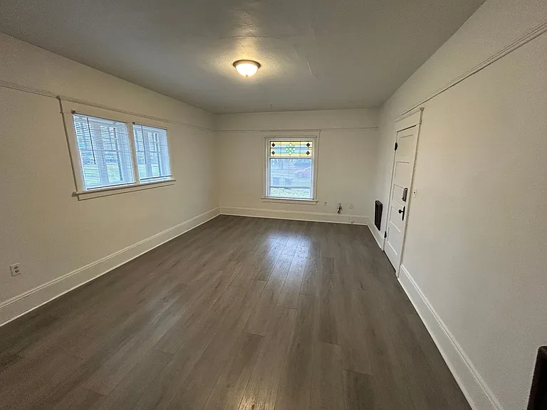 518 G Street Apartments! — Photo 9