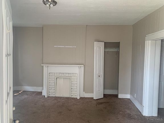 2nd image of 106 Gordon Ave