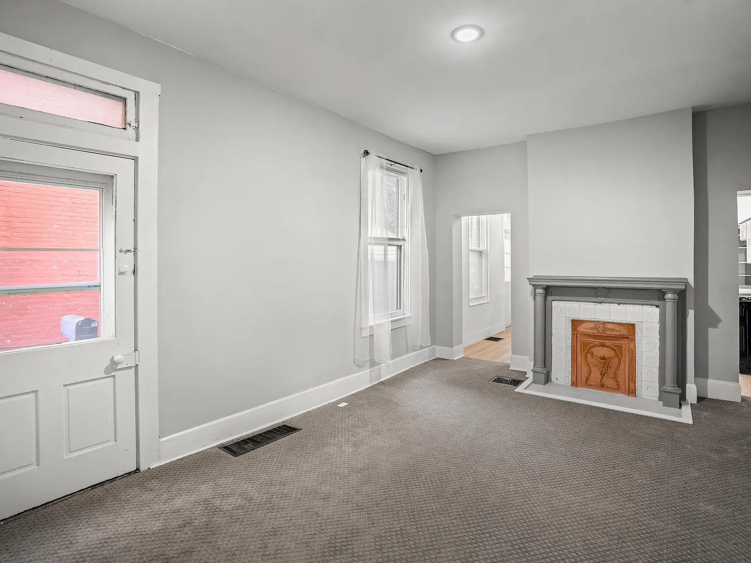 3 bed, 2121 sqft, $2,175 — Photo 3