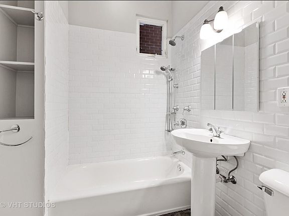 4th image of 1803 W Cuyler Ave