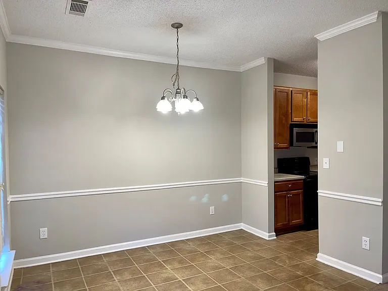 237 Shenandoah Dr — Photo 6