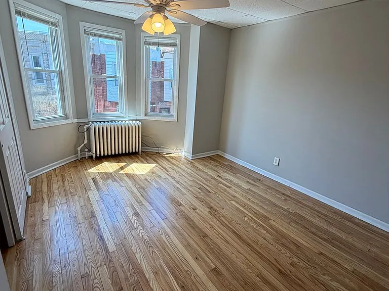 2059 Mercy St — Photo 25