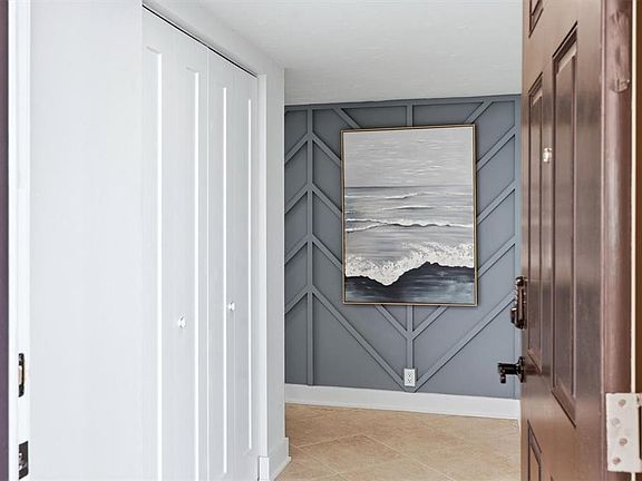 4th image of 4401 Gulf Of Mexico Dr Unit 907