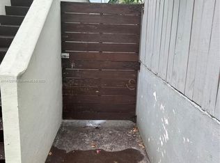 2215 NW 33rd St #2, Miami, FL 33142