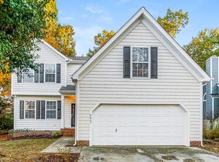 6805 Coventry Ridge Rd, Raleigh, NC 27616