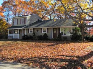 43 Clarence Rd, Bellingham, MA 02019