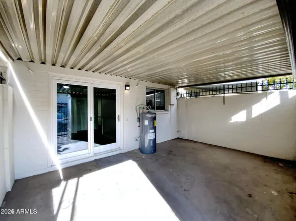 4488 E BELLEVIEW Street, Phoenix, AZ 85008