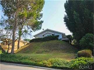 3rd image of 8264 La Sierra Ave