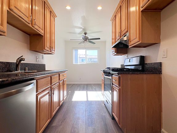 4th image of 6452 Orange Ave #6
