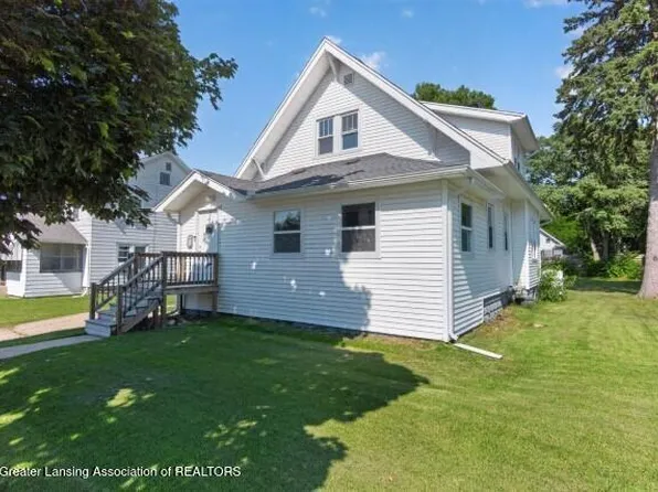 733 Loomis St, Jackson, MI 49202