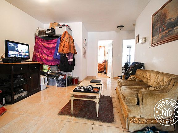 4th image of 91 Beaver St #1
