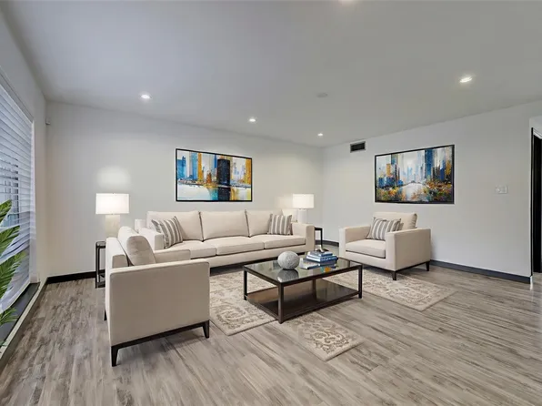 6326 Chevy Chase Dr #13, Houston, TX 77057