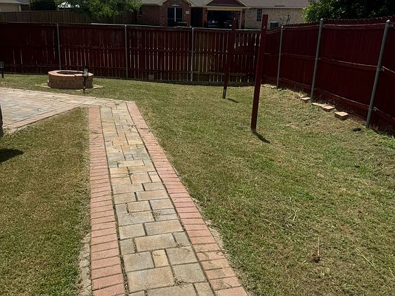 3rd image of 1124 Baja Dr