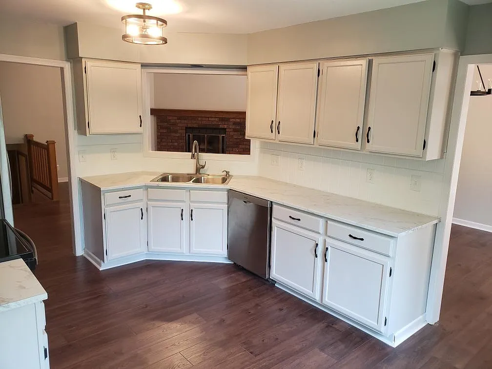 5 bed, 2644 sqft, $2,245 — Photo 4