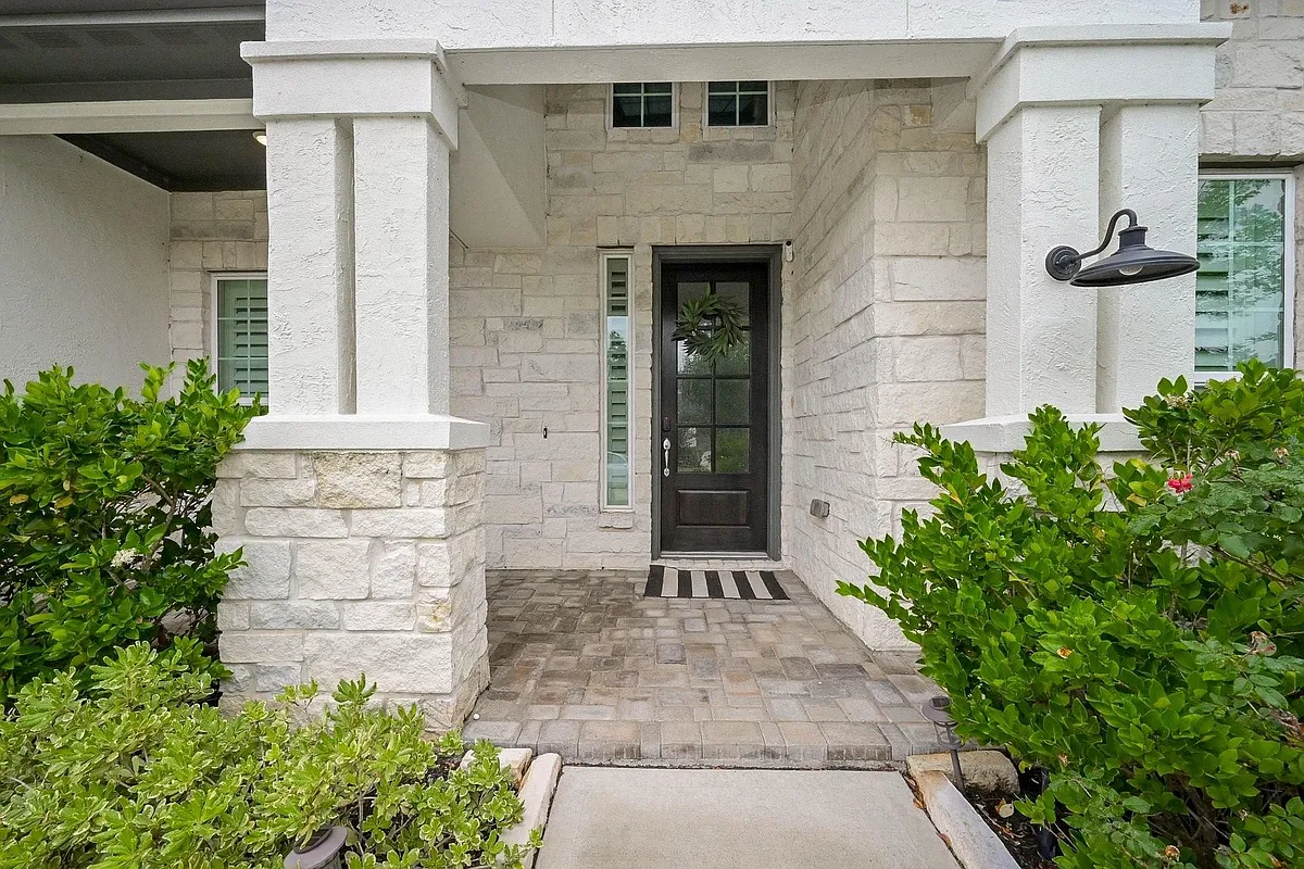 Building Photo - 71 Perennial Canyon Dr