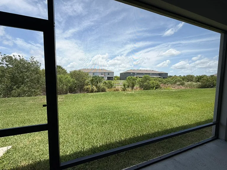 8920 Milestone Dr — Photo 14