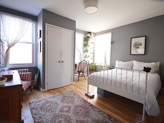 2nd image of 131 Manhattan Ave APT 3