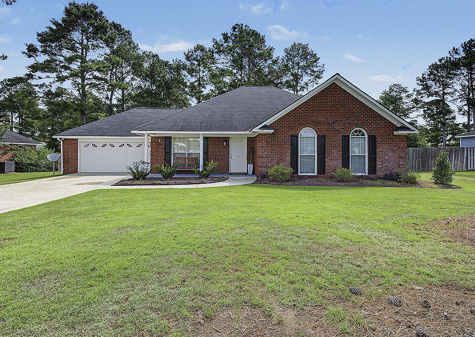 1st image of 172 Water Oak Dr
