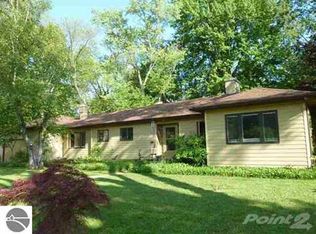 623 Hopkins St, Mount Pleasant, MI 48858