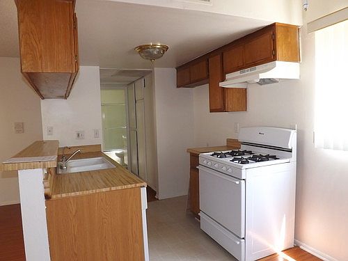 4th image of 16731 Sherman Way APT 103