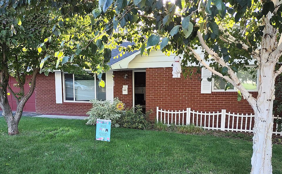 1st image of 304 N 28th Ave
