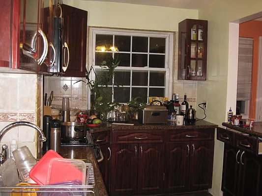 Rented by 18 REALTY | media 15