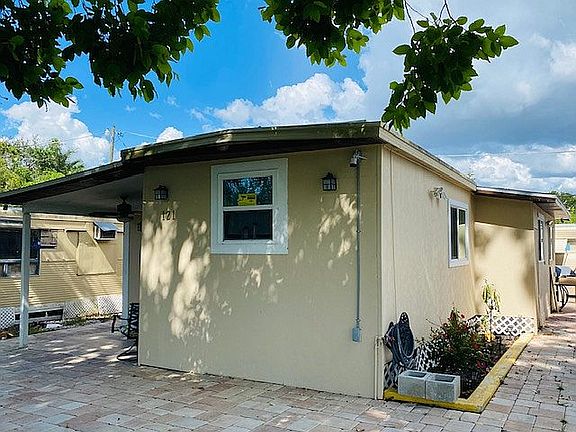 2nd image of 1825 Linhart Ave Lot 121