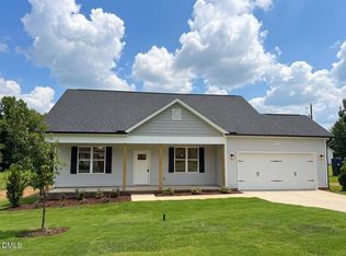 570 Springtooth Dr, Zebulon, NC 27597
