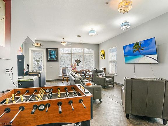 3rd image of 2378 Wilton Drive #2378