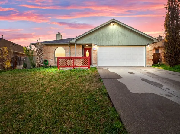 1109 Doreen St, White Settlement, TX 76108