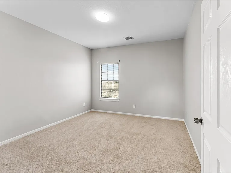 9610 Buffum St #B — Photo 25