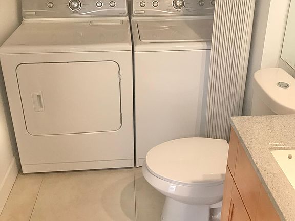5th image of 2970 SW 11th Pl