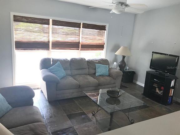 3rd image of 405 Dunn Dr NE