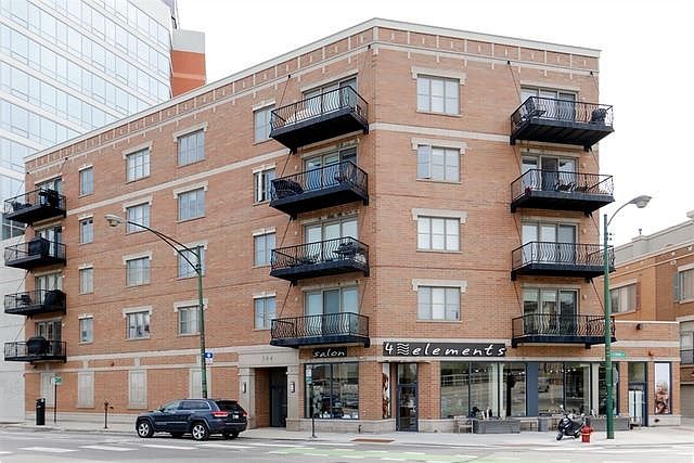 1st image of 544 N Milwaukee Ave APT 402