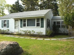 16 Squaw Rd, East Hampton, NY 11937