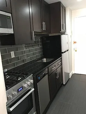 Rented by Reliance Realty Partners LLC  | media 7