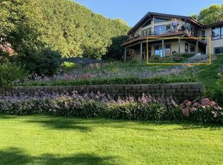 100 E Lake St APT 4, Waconia, MN 55387